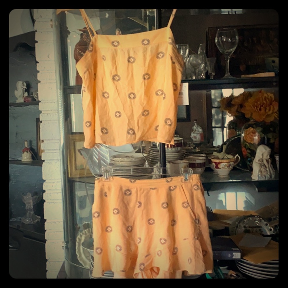 BNWT Billabong top w/matching bottom.